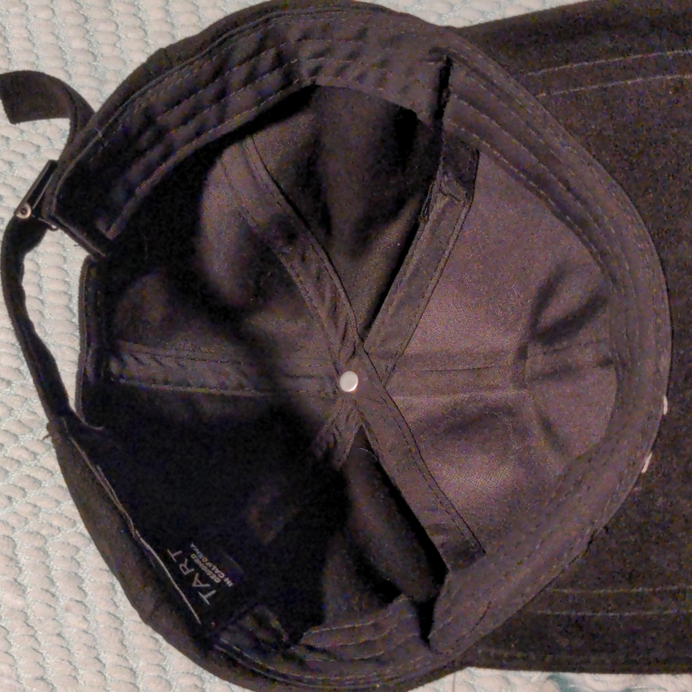 Black Hat - Picture 2 of 5